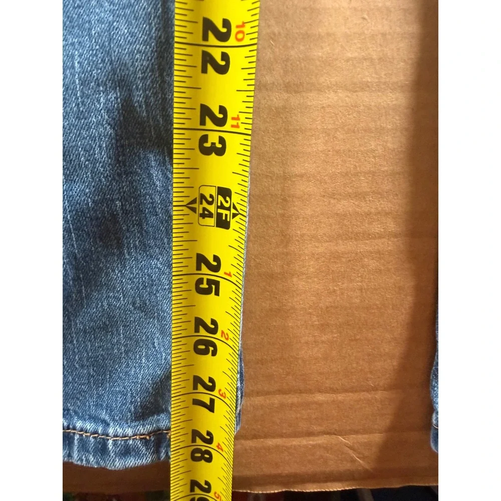 Levis 550 Relaxed Fit Tapered Leg Jeans Mens 33x28 Blue Denim Waterless Cotton